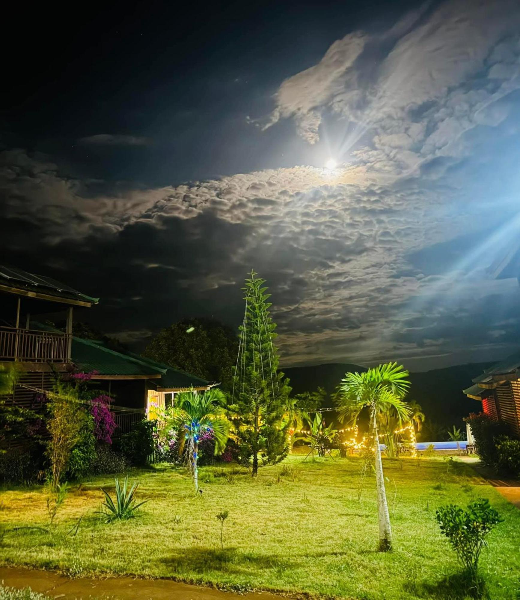 Ratanakiri Paradise Hotel & Restaurant Banlung Eksteriør billede